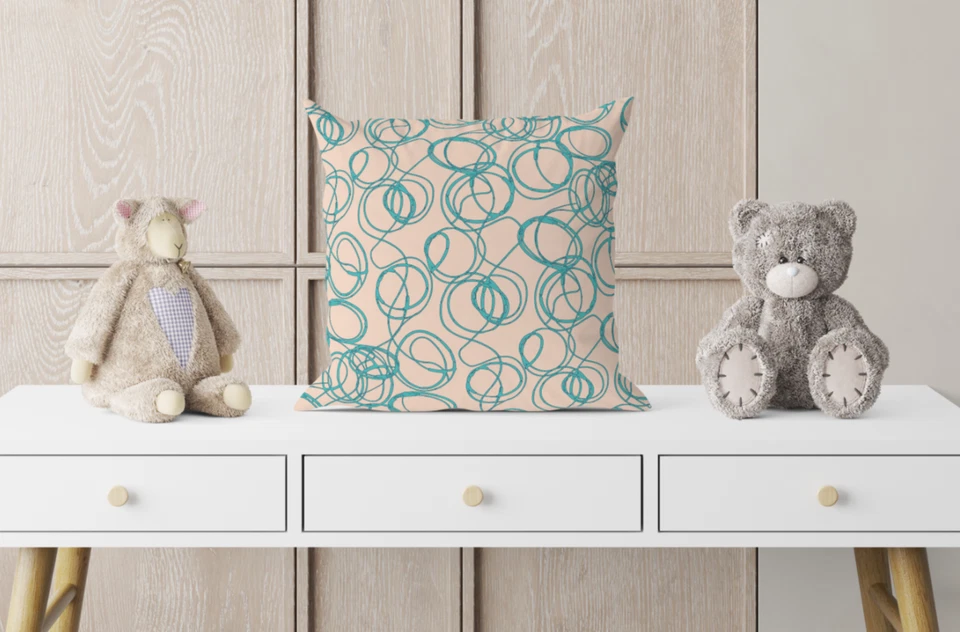 现代定制设计抽象枕头 18x18,儿童房装饰,室内设计师 — 第 3/3 张图片