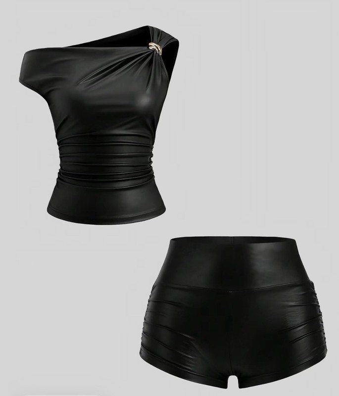 Women’s Black Faux Leather One-Shoulder Ruched Cropped Top One Size Stretch