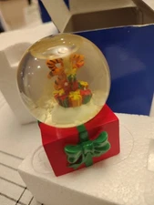 Vintage Disney Tigger JCPenney Mini Christmas Snow Globe 2.5” 