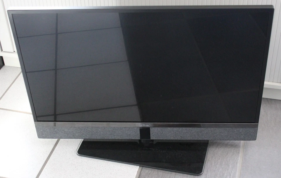 DS04) Metz Calea Compact 32 TZ39 – 32" Full HD Fernseher, Baujahr 2022 - Bild 2 von 4