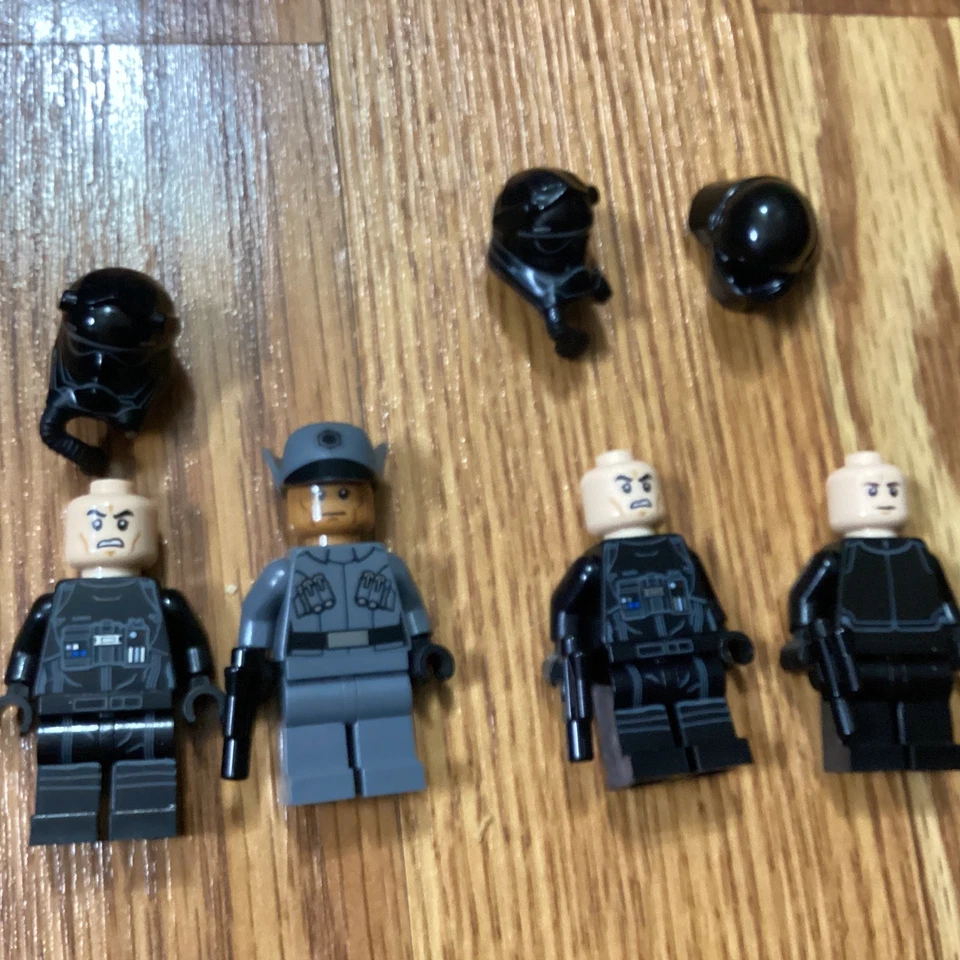 LEGO Star Wars 75101 First Order SpecialForces TIE Fighter COMPLETE Minifigures - Image 4 of 4
