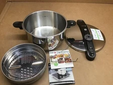 (FAGOR) Chef Pressure Cooker Size: 6 Quart