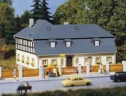 Auhagen 11385 H0 Wohnhaus Mühlenweg 1  NEU OVP<