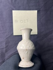 Chinese porcelain  - Ming Dynasty - White - Vase - 85mm- #025