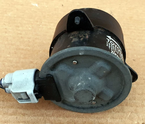 Lexus IS250 IS350 IS250C 2007-2013 Radiator Cooling Fan motor 16363-74340 L Side - Picture 3 of 7