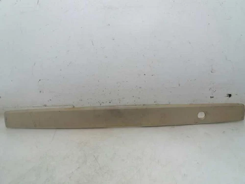 925003E0 Embellecedor para KIA SORENTO (BL) 2.5 CRDi EX 2002 3530786 - Imagen 1 de 9