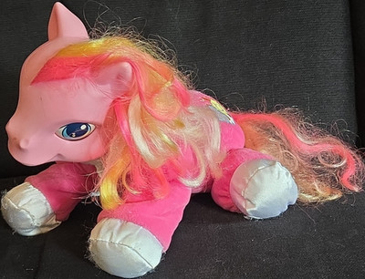 Hasbro My Little Pony elektrisches Plüschpony (2005), MPN 60780