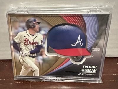 Freddie Freeman Gold Parallel 23/75 2022 Topps Baseball Helmet Relic Card 