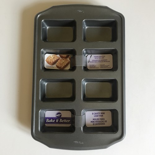 Wilton 8 Cavity Mini Loaf Pan Non-Stick 2105-4963