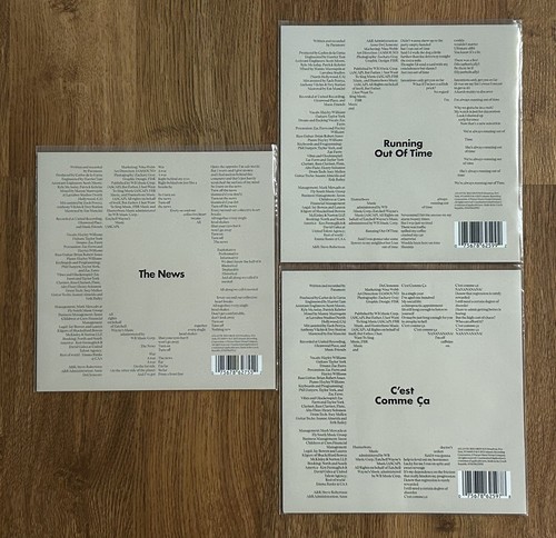 Paramore - Running Out of Time / The News / C’est Comme Ce vinyl Flexi 7” BUNDLE - Picture 2 of 2