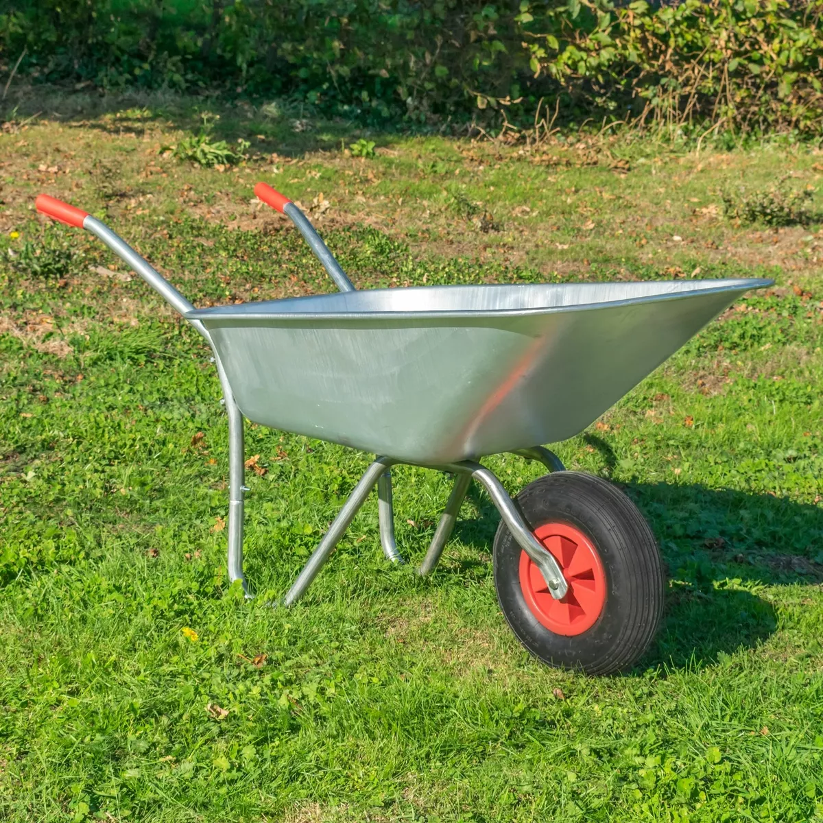 Diy wheelbarrow online