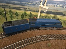 Hornby R.888 Sir Nigel Gresley - Great Condition, Fantastic Runner, Serviced!