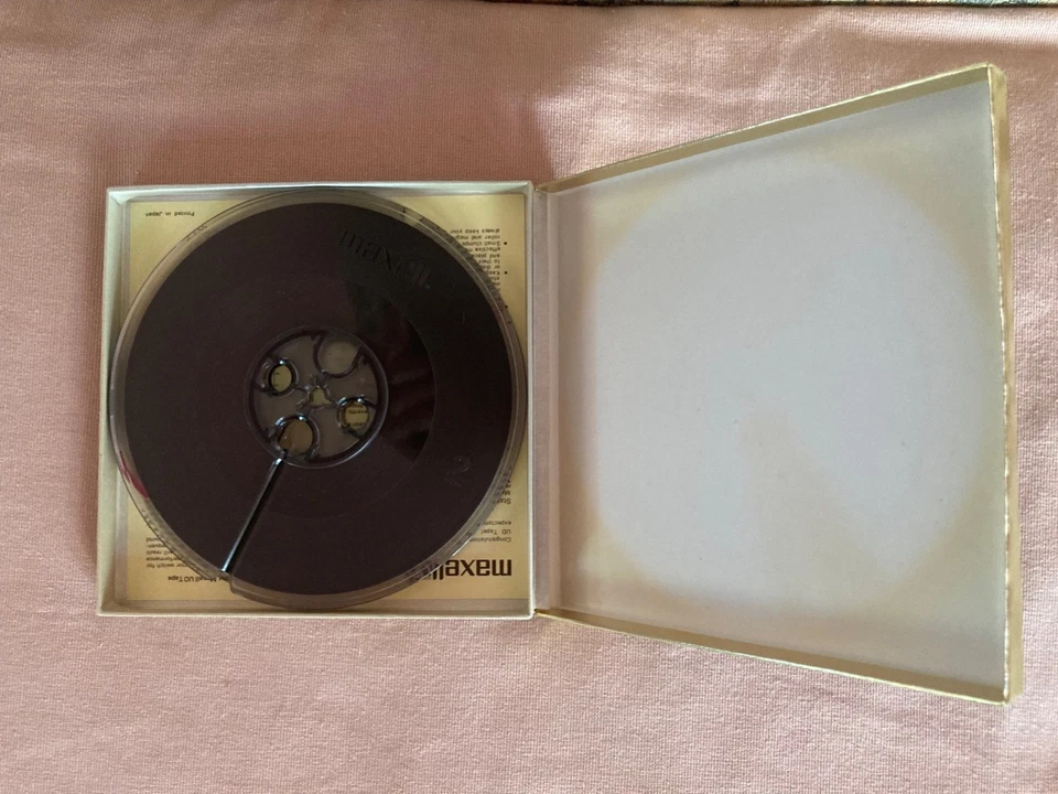 SEVEN UNUSED MAXELL UD 35-90  7” reel tapes for audio mastering - Image 3 of 4