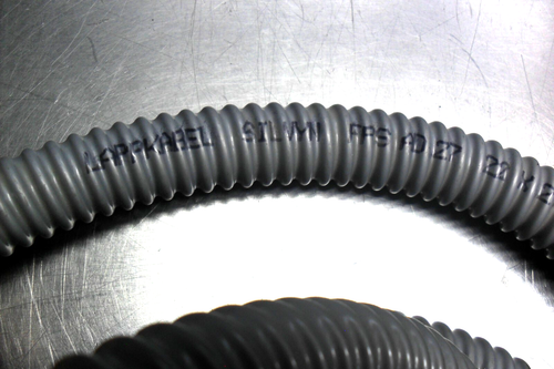 qty 9' 6" - LAPP SILVYN FPS AD 27 22x27mm, highly flexible protection conduit - Picture 2 of 4