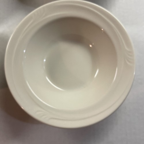 4 Oneida Dessert Or Fruit Bowl 6.5" White 6.5” - Picture 4 of 11
