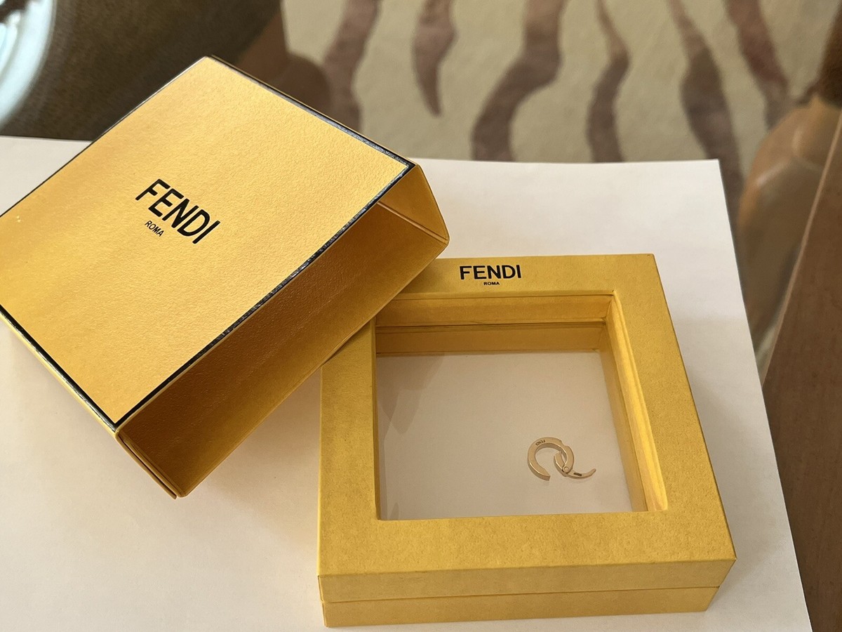 FENDI ABCLICK R チャーム　正規品 楽天市場】□極美品□ FENDI フェンディ ABCLICK エイビー