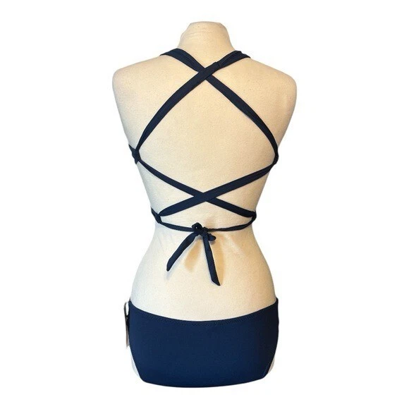 Conjunto de parte inferior de bikini Becca Color Code Wrap Swim Top y código de color ajuste americano mediano Foto 3 de 4