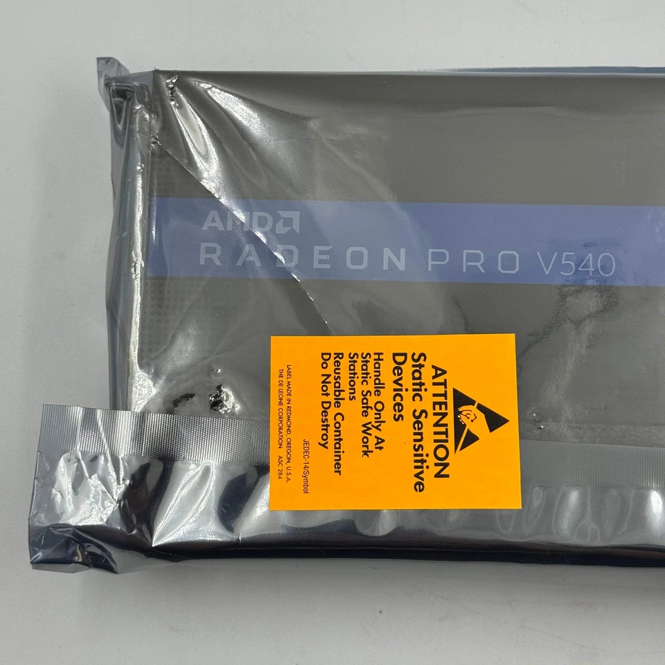 New AMD Radeon Pro V540 8GB HBM2 Graphics Accelerator - Image 3 of 4