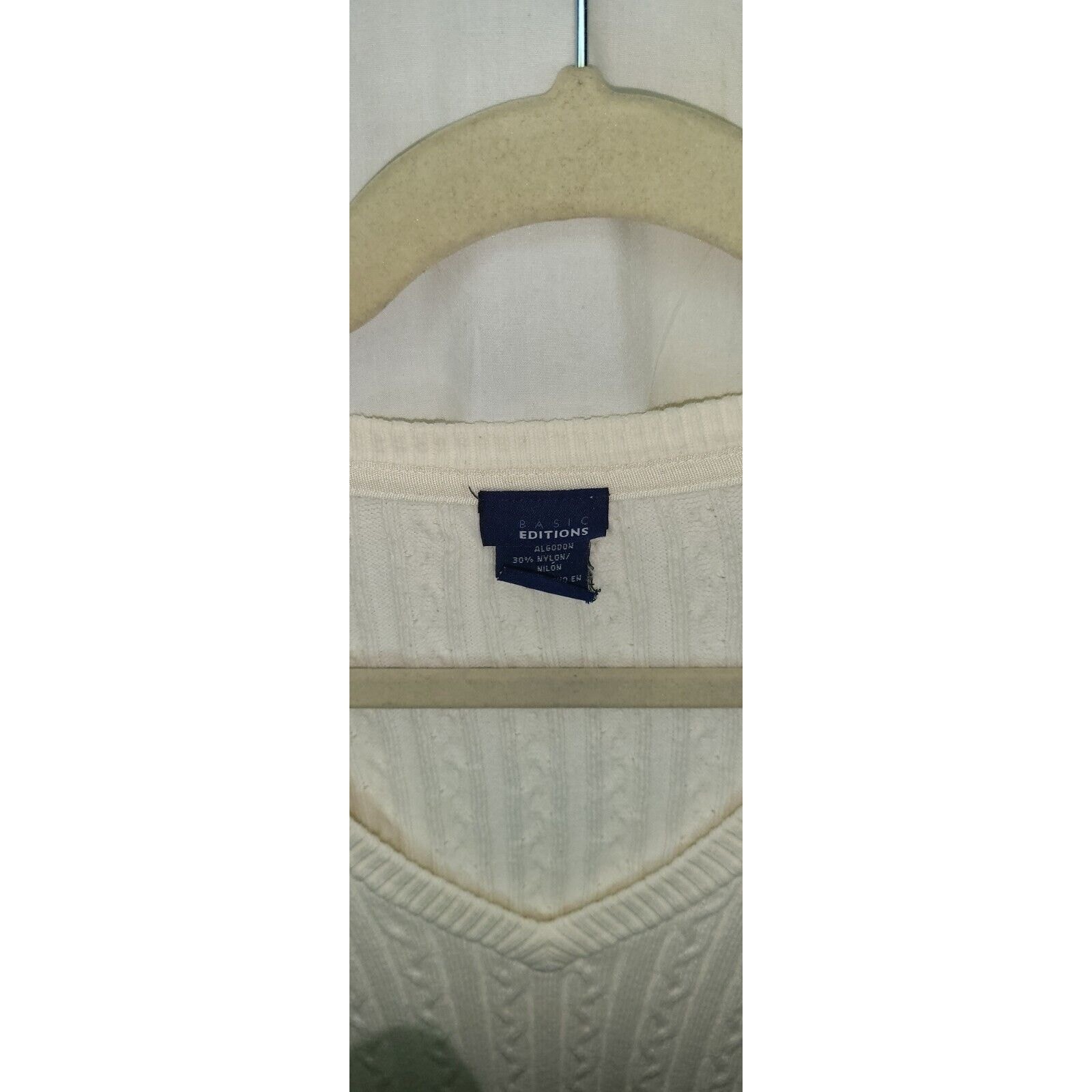 Basic Editions White Knit Long Sleeve Pullover Sw… - image 4