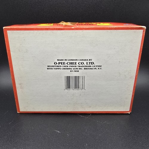 87'-88' O-Pee-Chee Hockey Yearbook Stickers Wax Box - Picture 3 of 3