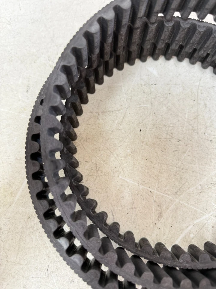 Harley Electra Glide 2005 correa de transmisión final OEM Foto 3 de 4