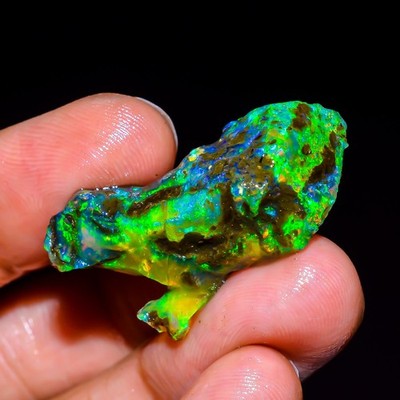AAA Natural Ethiopian Opal Rough Specimen Glitter Fire Opal Crystal Approx 21 Ct