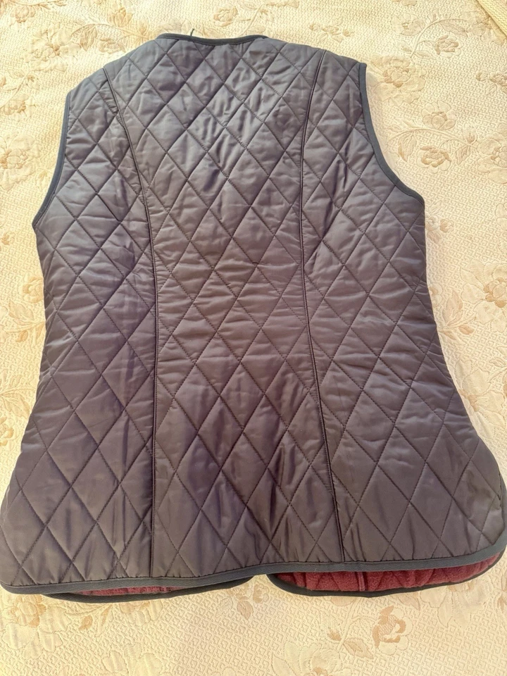 Barbour Jacket Womens 8 (USA) Navy Blue With Burgundy Lining Gilet Vest NWT - Image 4 of 4
