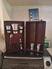 LONDONAIRE PORTABLE PUB LIMITED COWHIDE BAR SET WITH HARD BLACK CASE INCOMPLETE