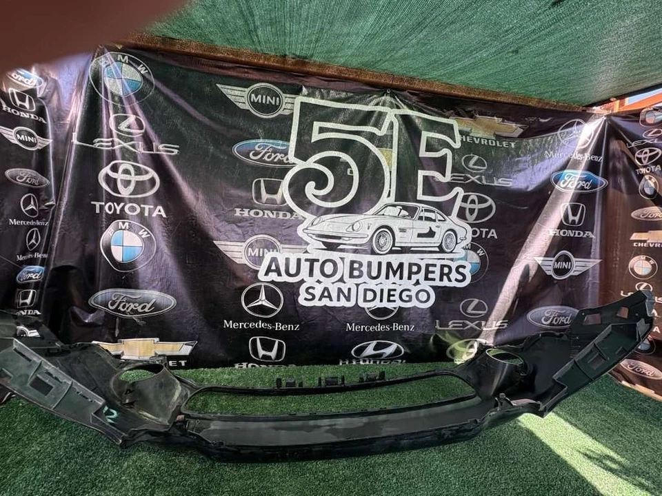 Parachoques delantero OEM 2011 2012 2013 2014 2015 MINI Cooper R56 57 58 59 51117268746 Foto 4 de 4