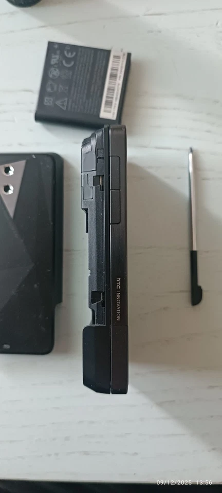 cellulare vintage Htc - Immagine 3 di 4