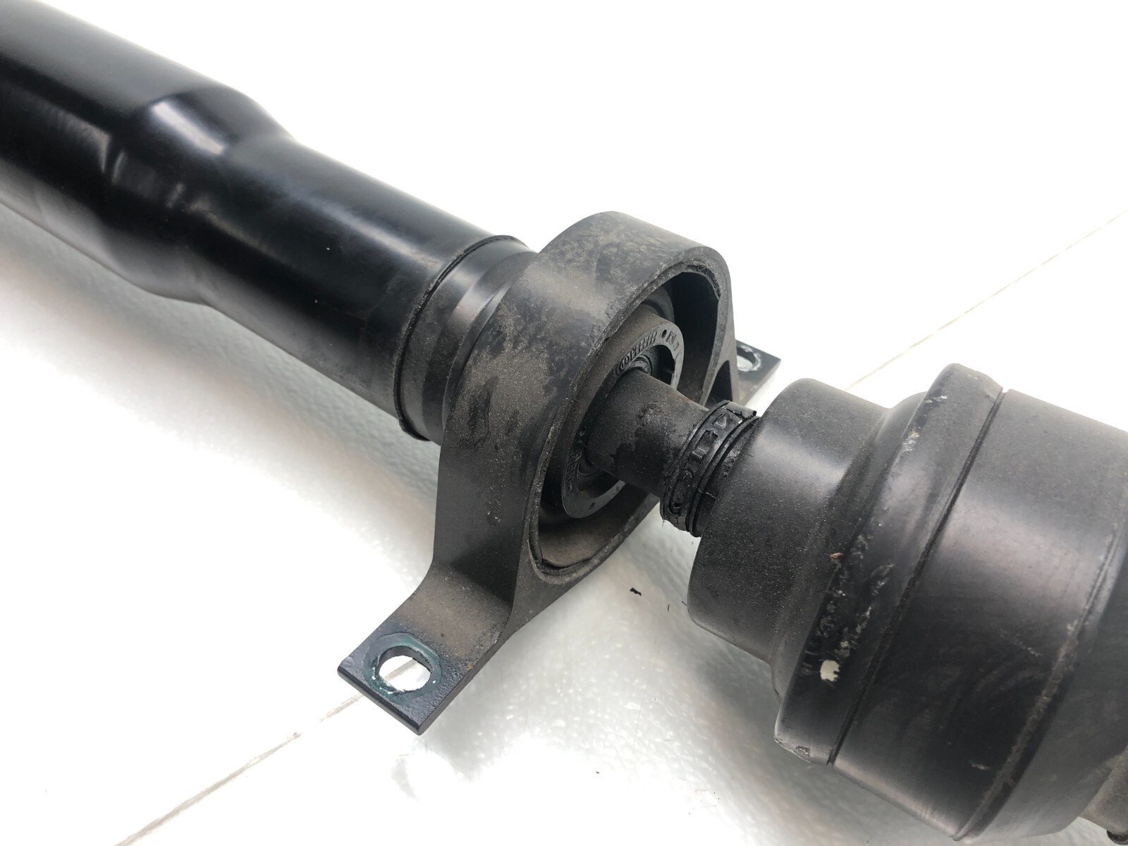 2014-2020 MASERATI GHIBLI AWD REAR DRIVE SHAFT OEM.