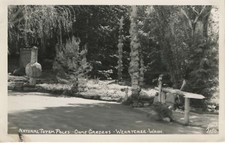 Wenatchee WA Natural Totem Poles Home Gardens Ellis RPPC Postcard E9
