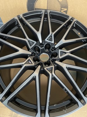 BMW X5M X6M F95 Alufelge Sternspeiche M818 11,5J x 22 Original  