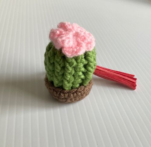 Nuevo Llavero de Crochet Hecho a Mano Amigurumi - Imagen 52 de 152