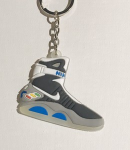 nike air mag self lacing