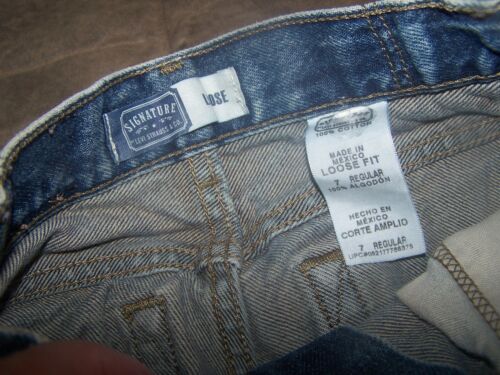 Levi Strauss Signature Jeans Size 7 R Loose Fit, has patched knees - Picture 2 of 4