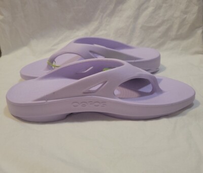 NEW OOFOS Unisex OOriginal Recovery Sandal Thong Lavender  display picture 2