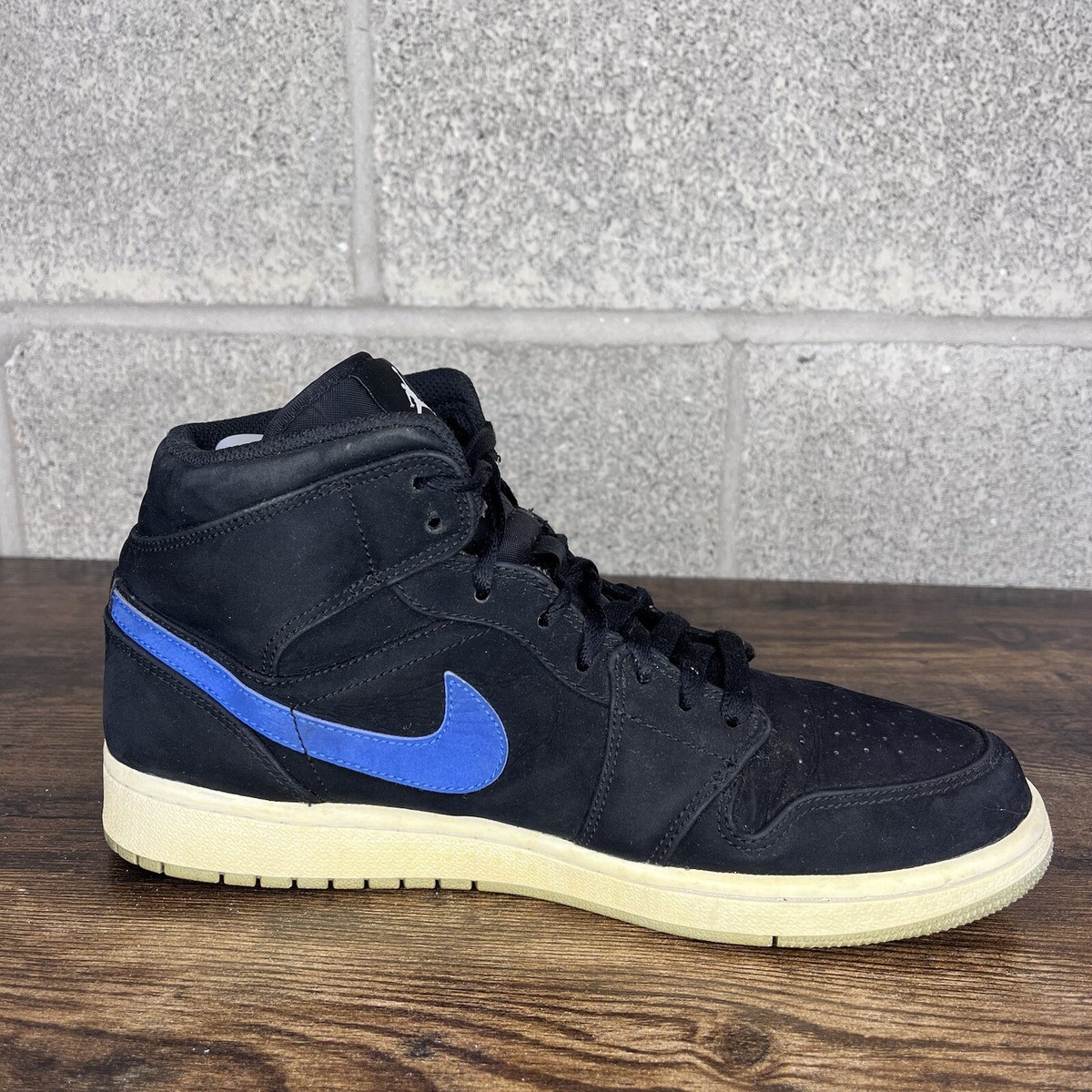 Nike Air Jordan 1 Mid Swoosh 554724-065 black blue red men\'s size 9 RARE? Nike Air Jordan 1 Mid Multi-Color Swoosh Black Red  main image 3