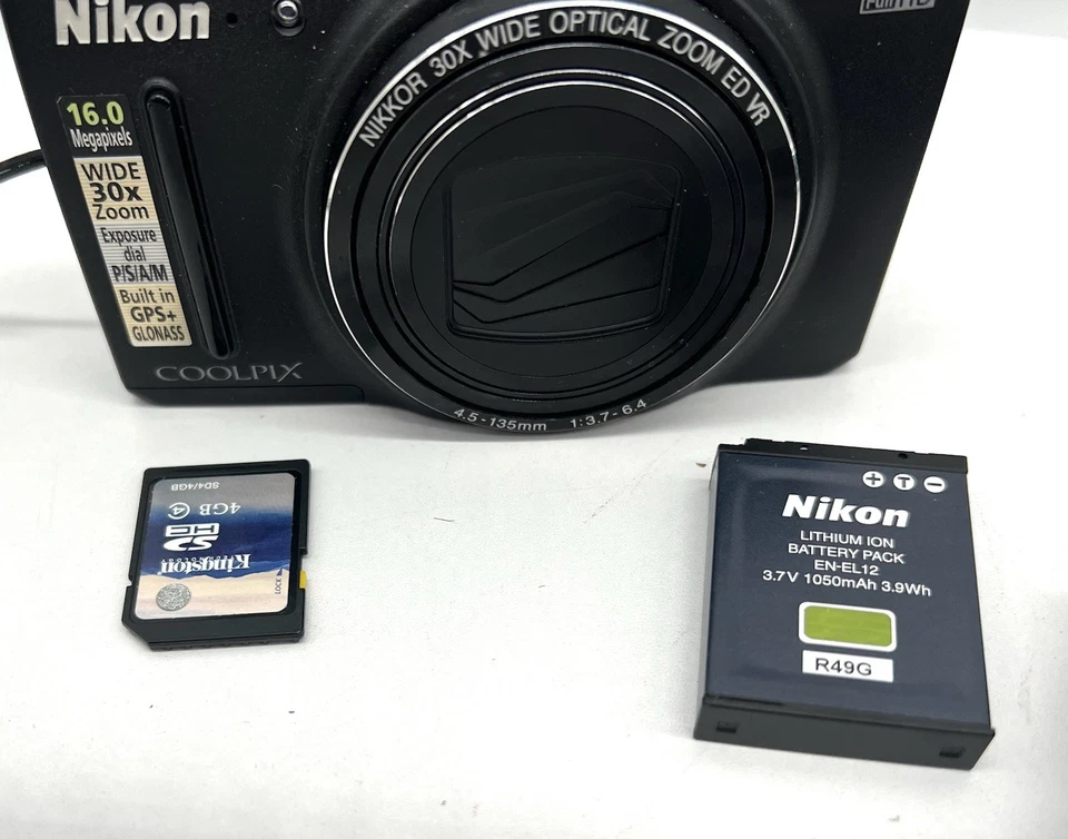 Nikon COOLPIX S9700 Digital Camera Black 30x Zoom w/Charger, Battery & SDHC Card - Image 3 of 4