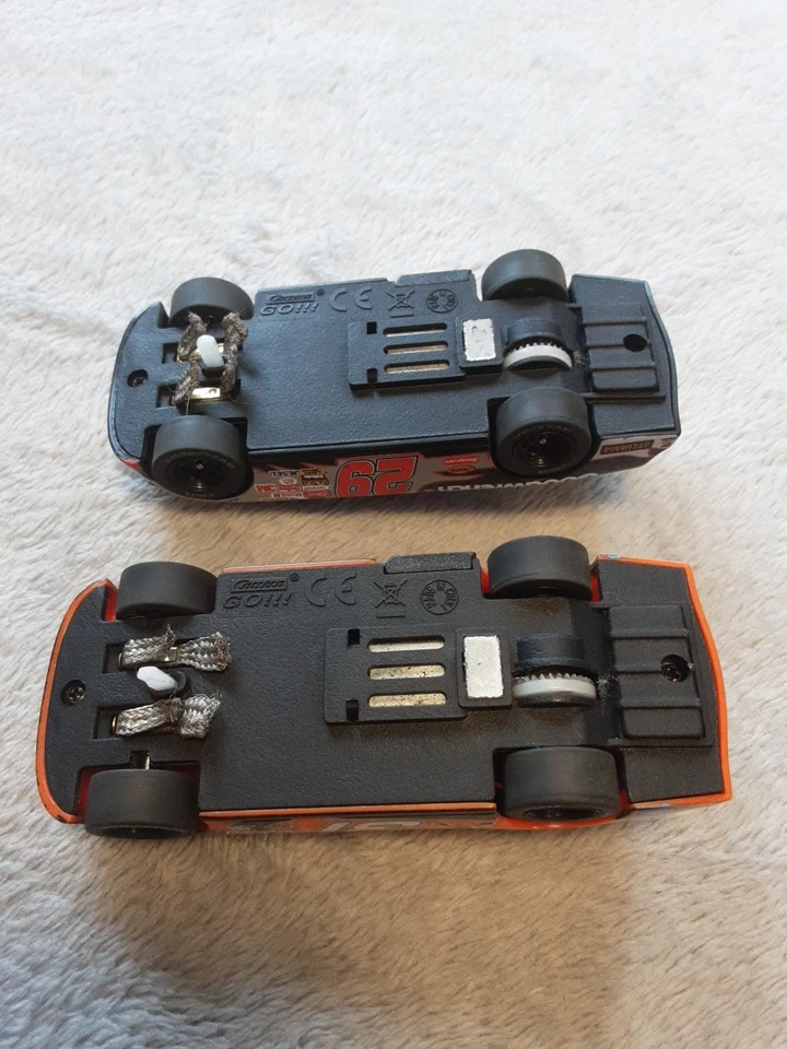 NASCAR 1/32 Coches Ranura 29 Kevin Harvick y 31 Jeff Burton Lote de 2 Funcionan Excelente Foto 4 de 4