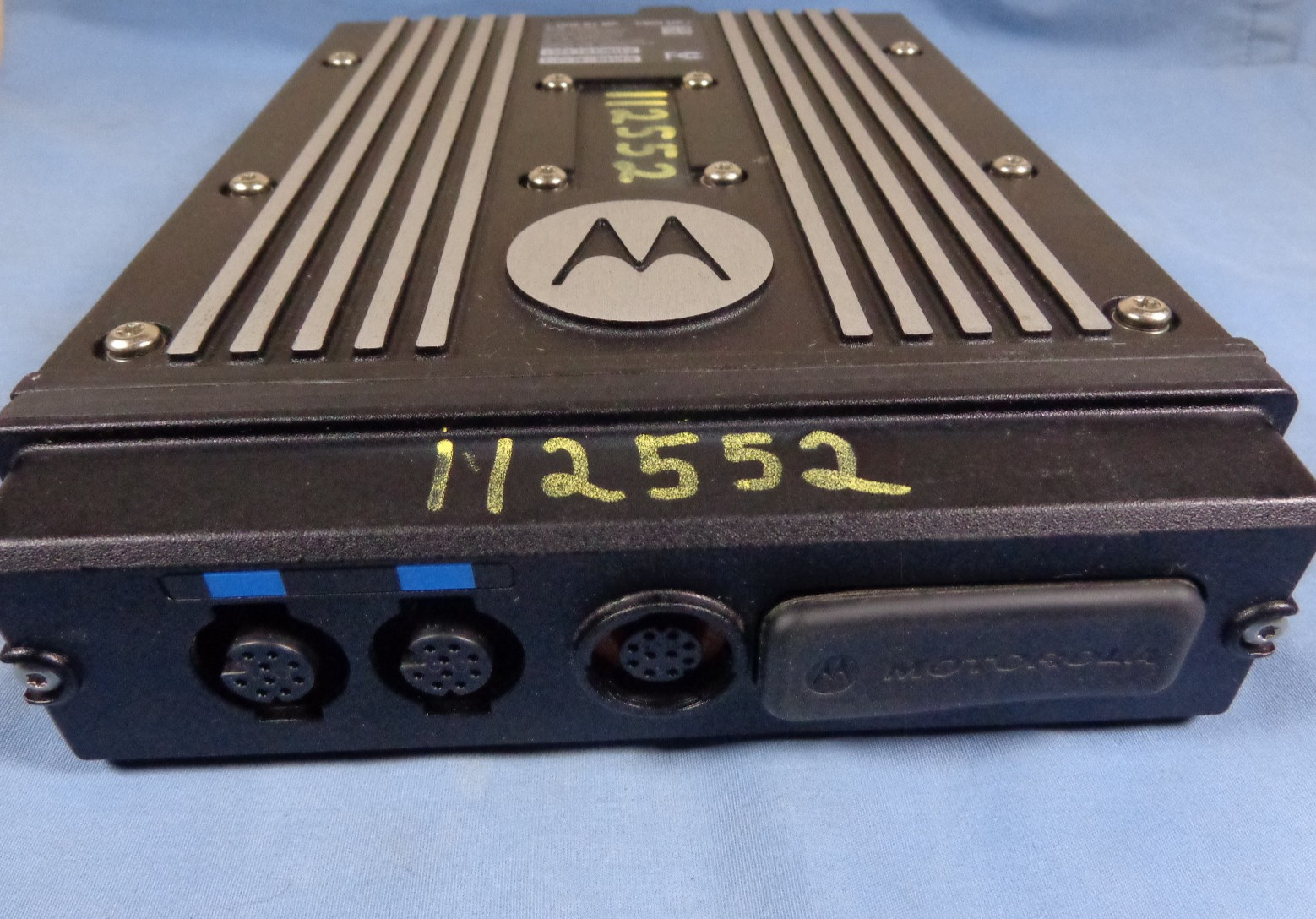 Motorola APX7500 UHF R1 700/800 P25 Phase 2 TDMA Mobile Radio M30TSS9PW1AN. Available Now for $999.99