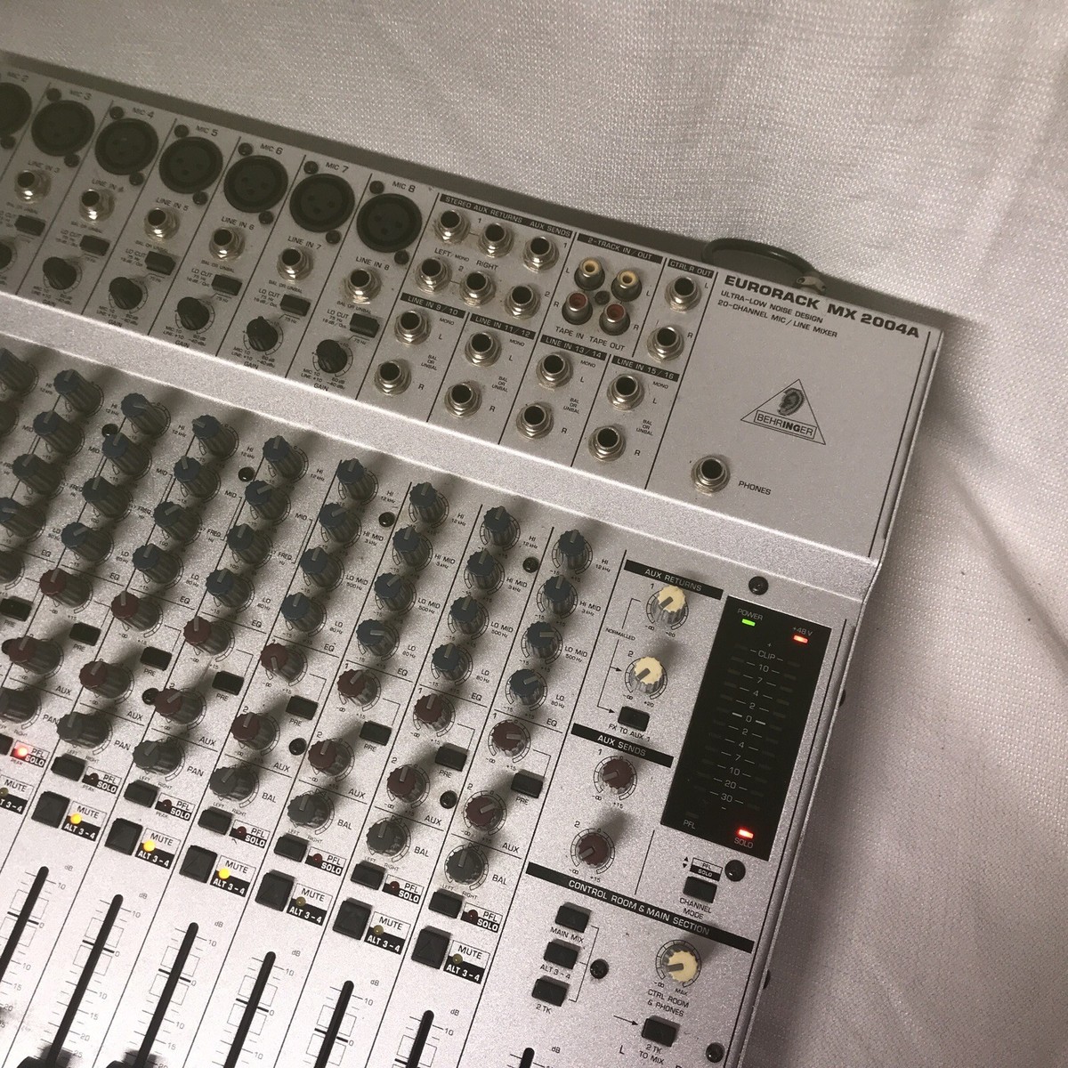 Behringer Eurorack MX 2004A with power supply | eBay