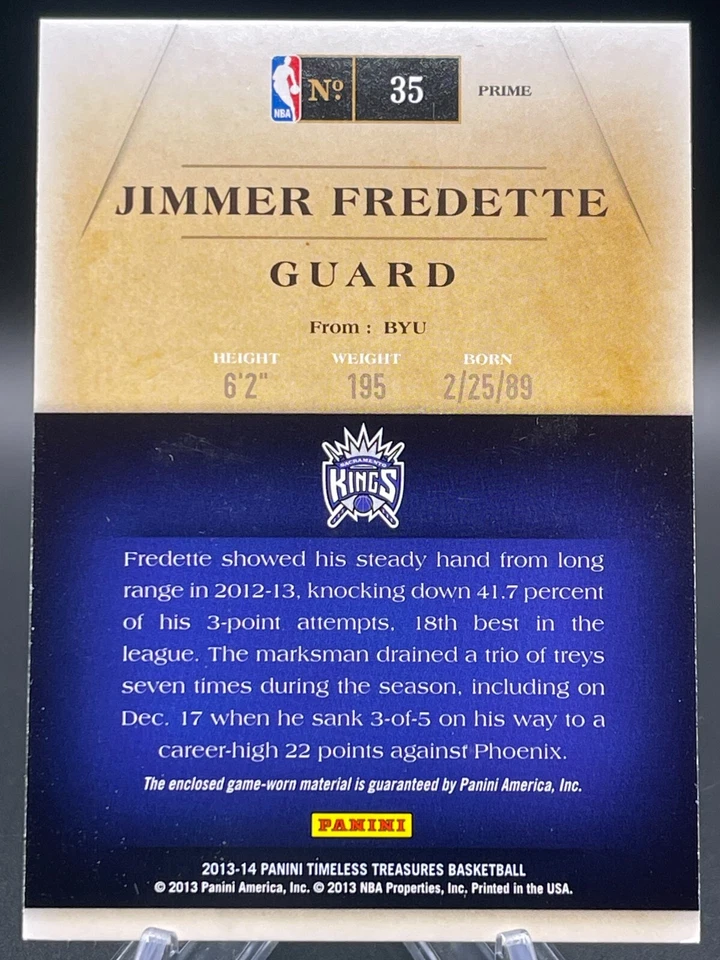 Parche usado en juego Immaculate Timeless Treasures 2012-13 Jimmer Fredette/5 (MEM) Foto 2 de 3