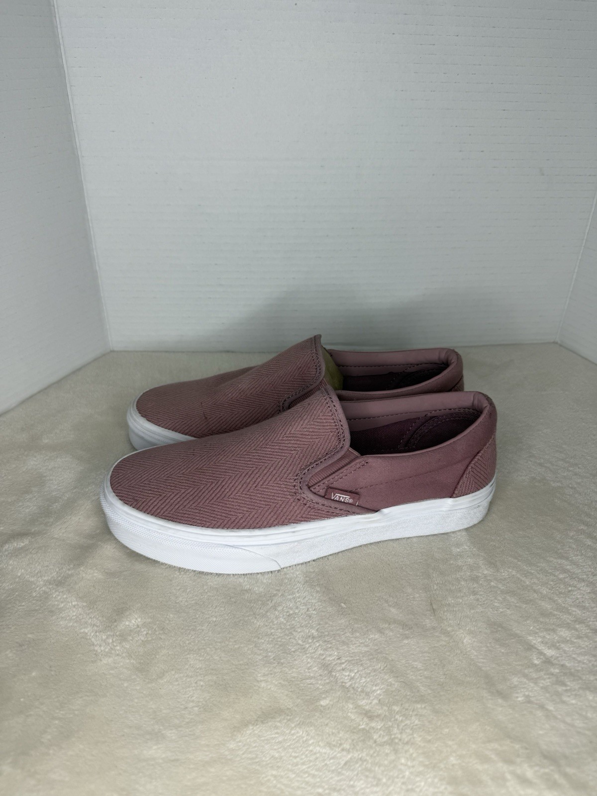 VANS Classic Slip On Herringbone Nostalgia Rose women’s 8.00 Shoes Sneakers