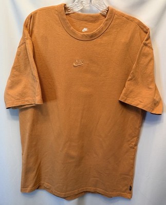 Nike Men s Medium Premium Essentials T Shirt Chest Logo Dark Orange Heavyweight