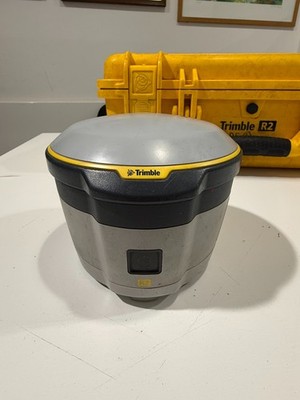Trimble R2 GNSS Empfänger (Antenne)   gebraucht   inkl. Koffer