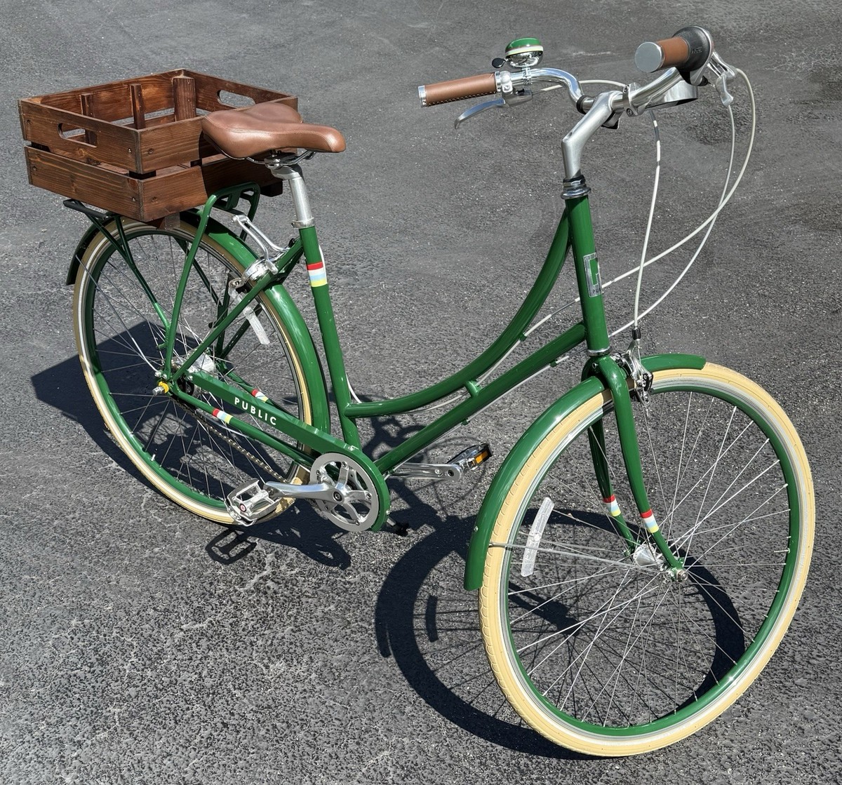 Public Bikes Dutch City Green Bike C7 w/ Wood Crate, Cup Holder