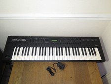 Roland JV-30 - 61-key, 16-part multitimbral PCM synthesizer / WORKS WELL-READ!!