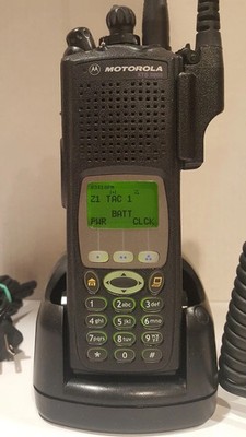 Motorola H18UCH9PW7AN XTS 5000 Model III 700 / 800 MHz Two Way