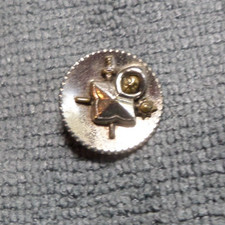 Vintage Antique Metal Picture Button COA COAT OF ARMS WEAPONS